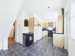 Photo 9- click for photo gallery